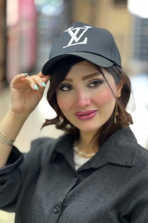 کلاه لبه دار مشکی طرحدار
